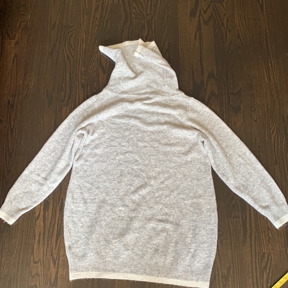Thyme Maternity NWT Grey Turtle Neck or Cowl neck Sweater size 3X - Picture 7 of 9